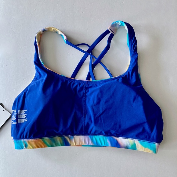 NWT TYR JoJo Top Bikini Sports Bra Size M 8 28" to 34" Band Medium Support NIP - Picture 10 of 16